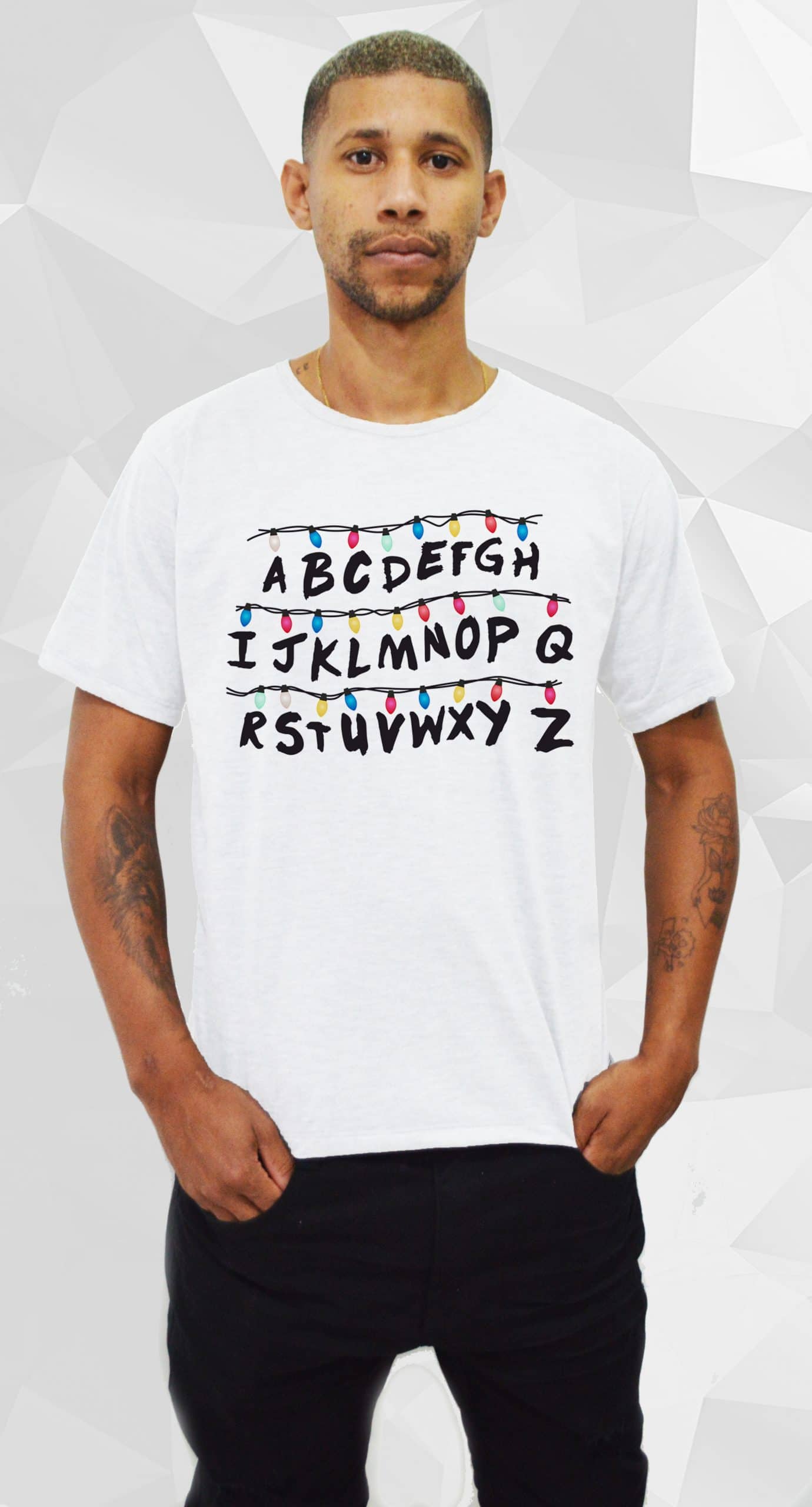 Camiseta Stranger Things Alfabeto- Baby Look Geek